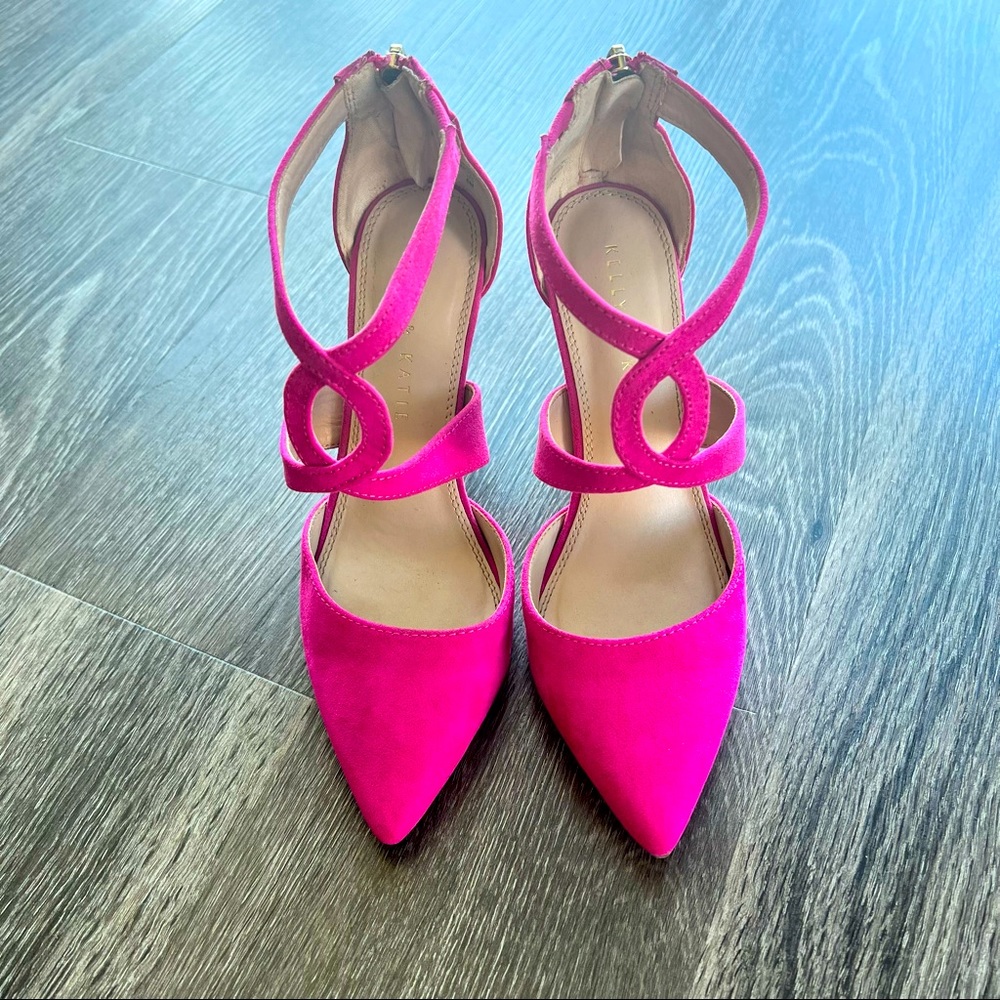 Pink Heels (Kelly & Katie)